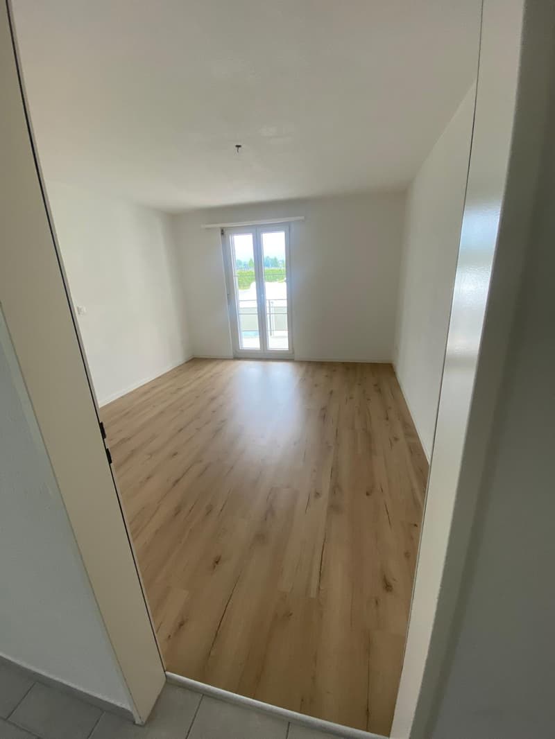 Zentrale, helle 4.5-Zimmer-Wohnung in Egnach – modern und ruhig (10)