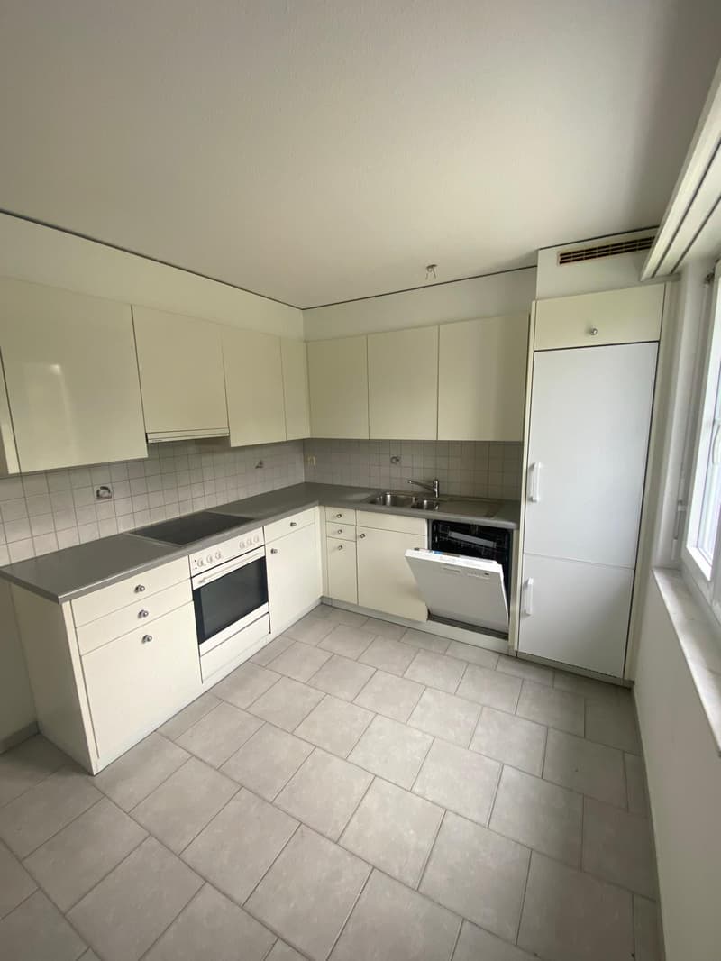 Zentrale, helle 4.5-Zimmer-Wohnung in Egnach – modern und ruhig (11)