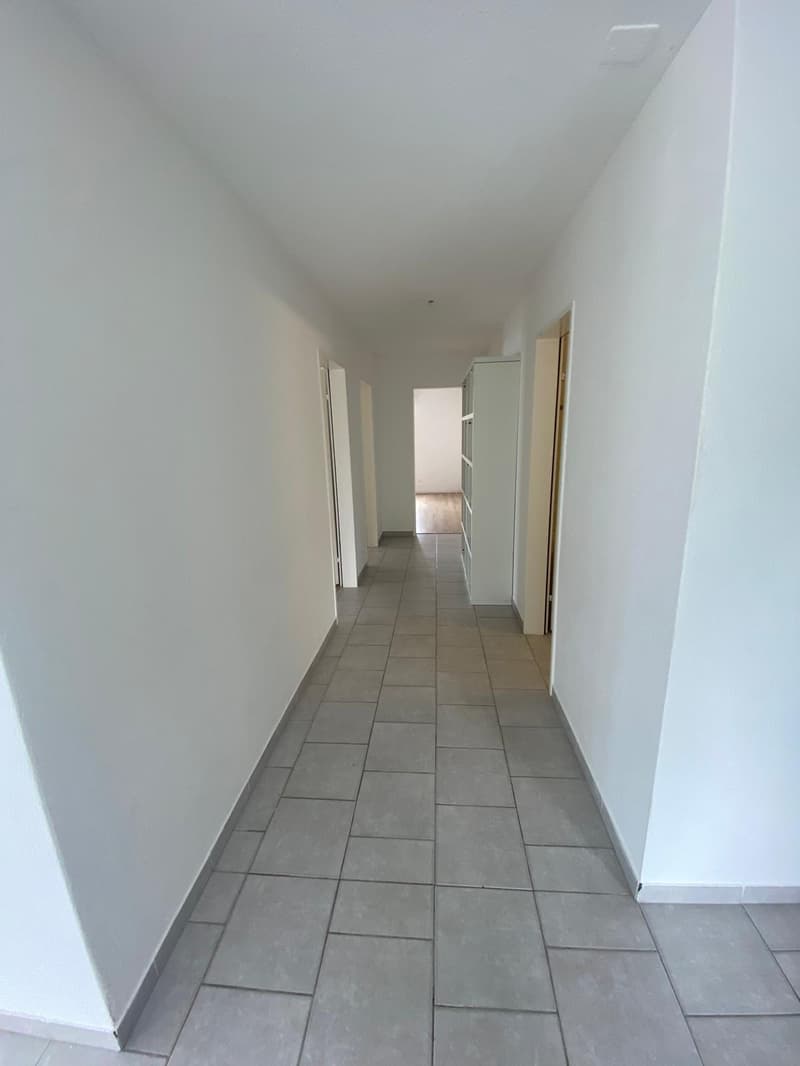 Zentrale, helle 4.5-Zimmer-Wohnung in Egnach – modern und ruhig (6)