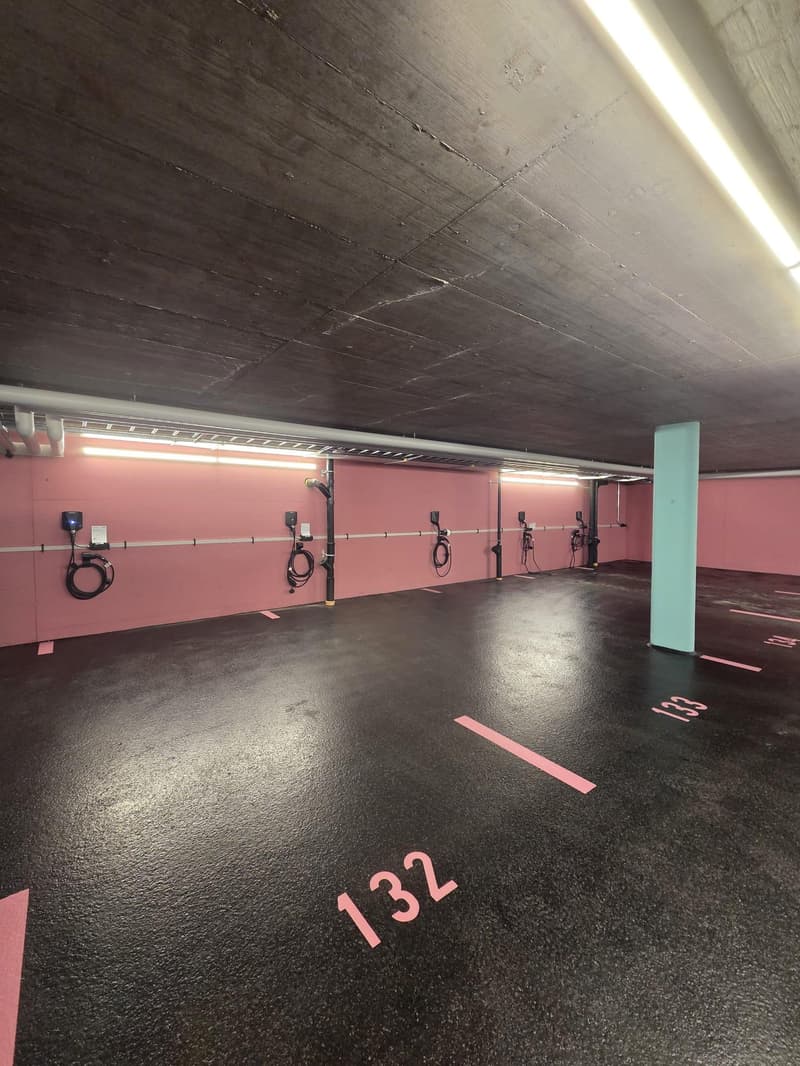 Parking spaces in Glattfelden (2)