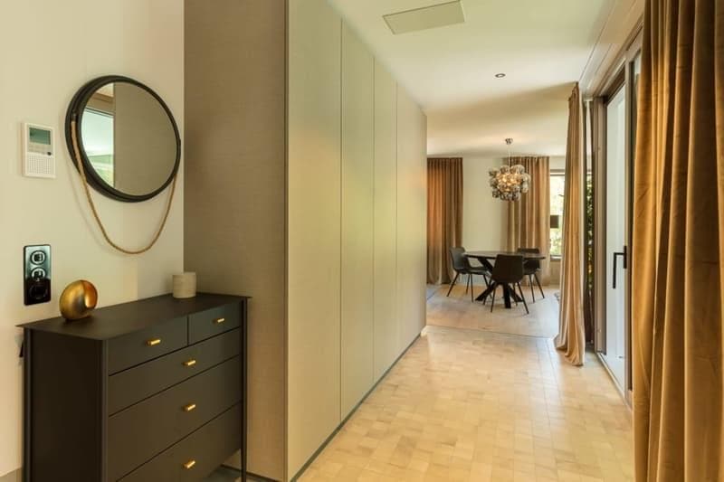 Furnished Apartment (2.5 room) with Pool, Gym, usw. (5)