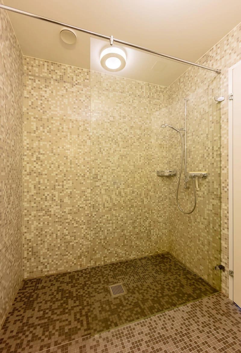 Appartement moderne de 3,5 pièces au rez-de-chaussée (6)