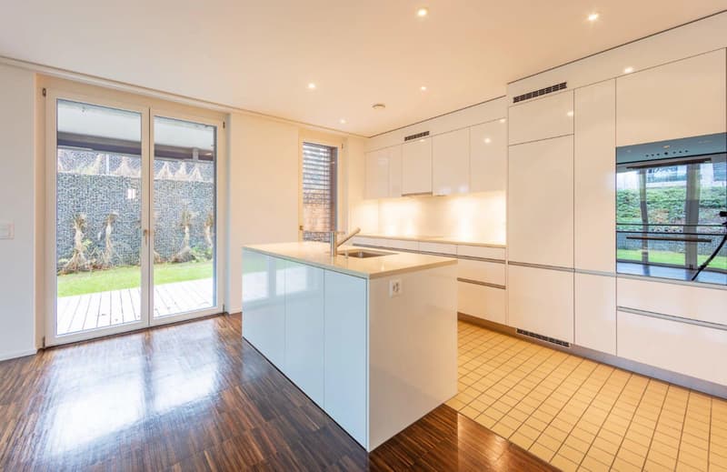 Appartement moderne de 3,5 pièces au rez-de-chaussée (2)