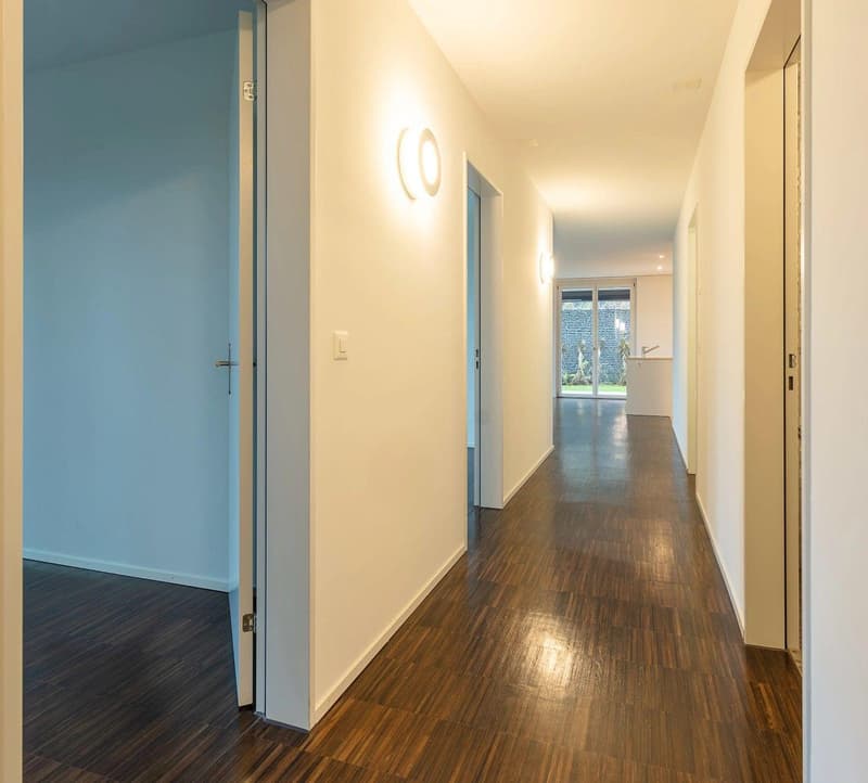 Appartement moderne de 3,5 pièces au rez-de-chaussée (3)