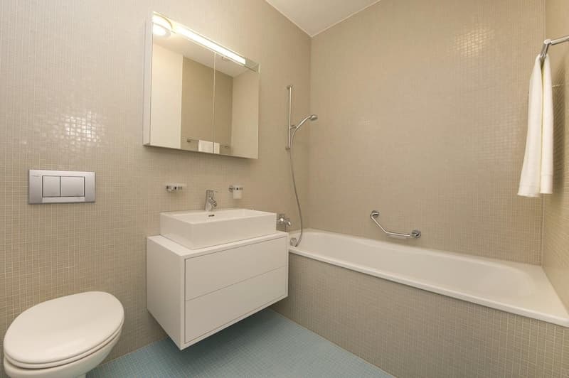 Zentral wohnen in 3.5 Zimmerwohnung im "Square" Kloten (5)