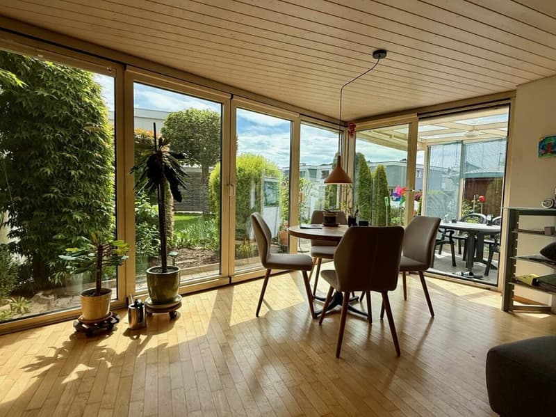 4.5-Zimmer-Reiheneckhaus mit Pergola und schöner Gartenanlage (4)