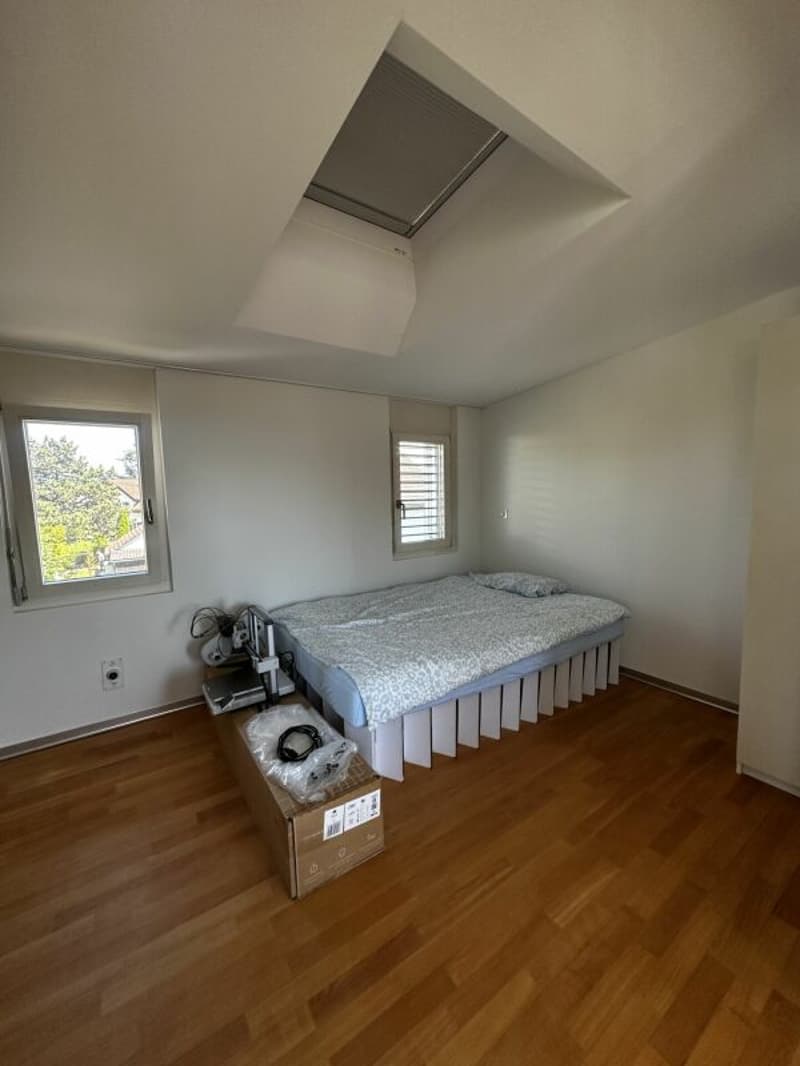 Maison de rangée dans un quartier résidentiel central et ensoleillé (5)