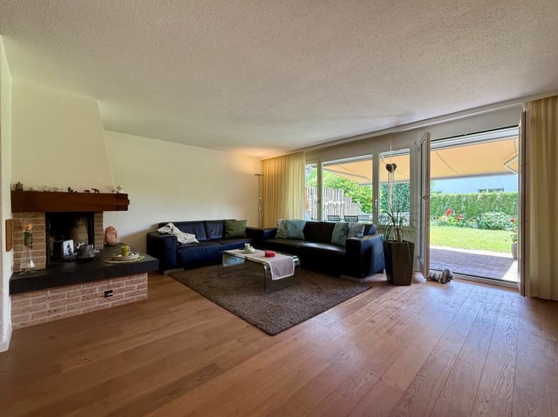 6.5-Room Row House in a Preferred Residential Area (4)