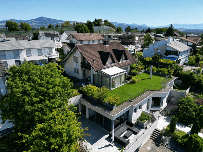 THE VIEW - Einfamilienhaus an exklusiver Lage mit unverbaubarer See- und Bergsicht (1)