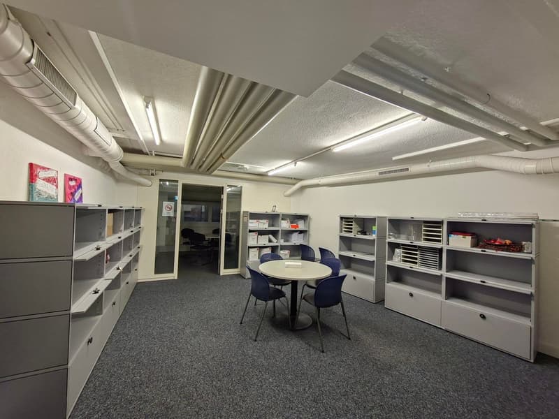 Espace commercial/bureautique polyvalent à louer à Frauenfeld – environ 130 m² (2)