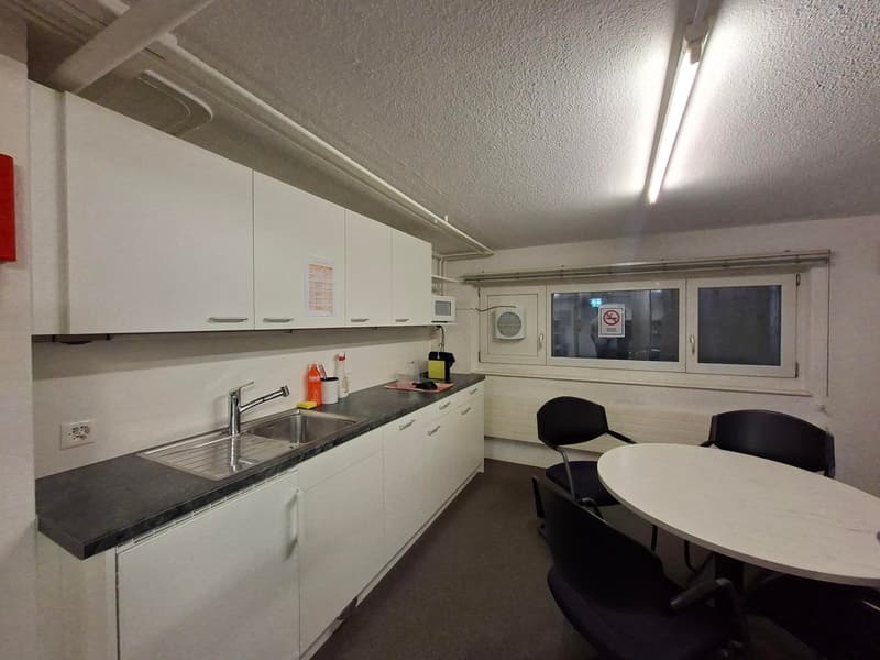 Espace commercial/bureautique polyvalent à louer à Frauenfeld – environ 130 m² (3)