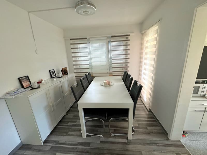 Central, sunny and cozy (3)