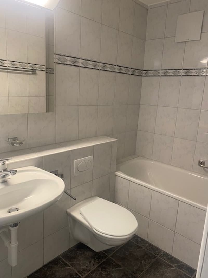 Appartement attractif de 5 pièces avec plan pratique (2)