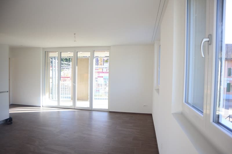 Mitten im Geschehen: Helle 2.5-Zimmwohnung im Herzen der Stadt (6)