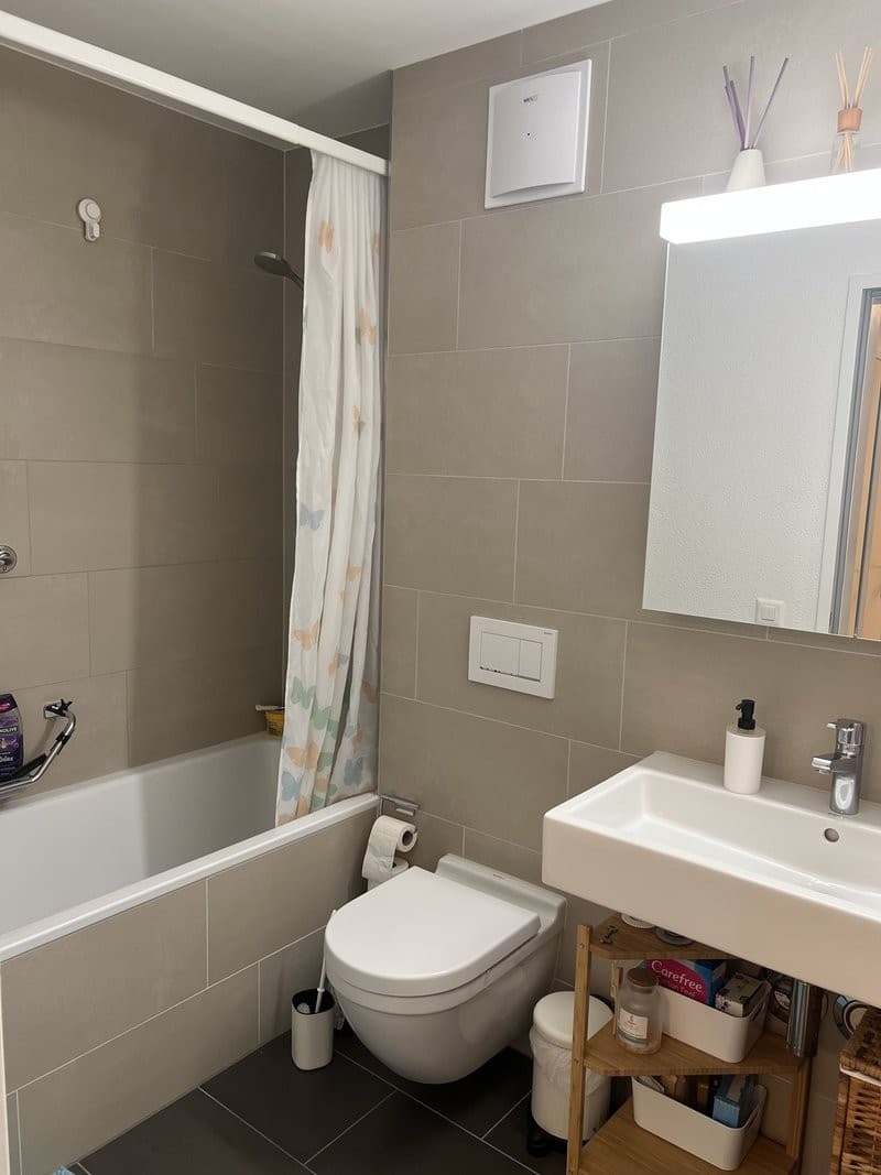 Grosszügige 3.5 Zimmer Wohnung (5)