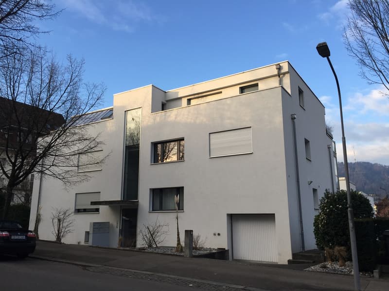 Einstellplatz in Tiefgarage zu vermieten (2)