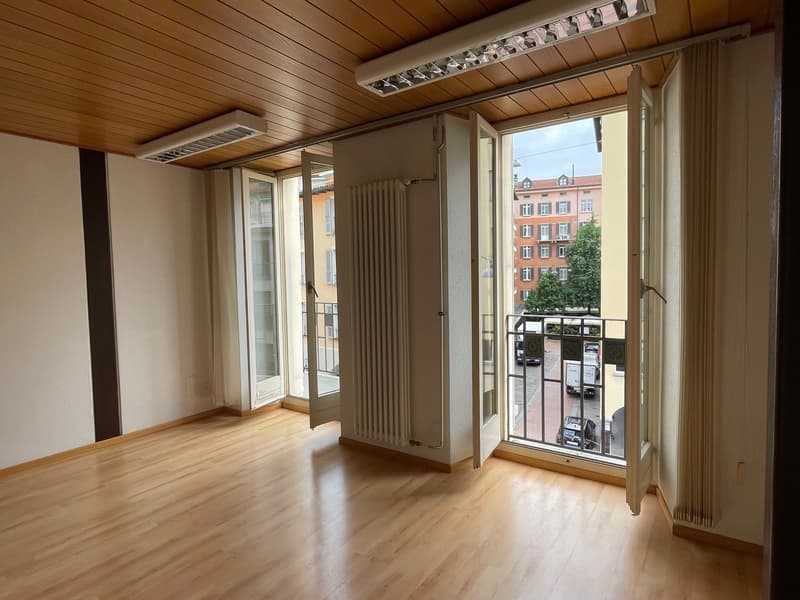 Bureaux au centre-ville - Piazza Cioccaro (3)