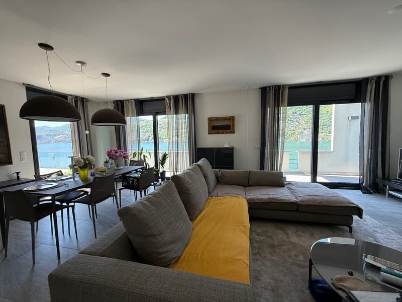 VILLA MODERNA CON BELLISSIMA VISTA LAGO DI 180 (6)