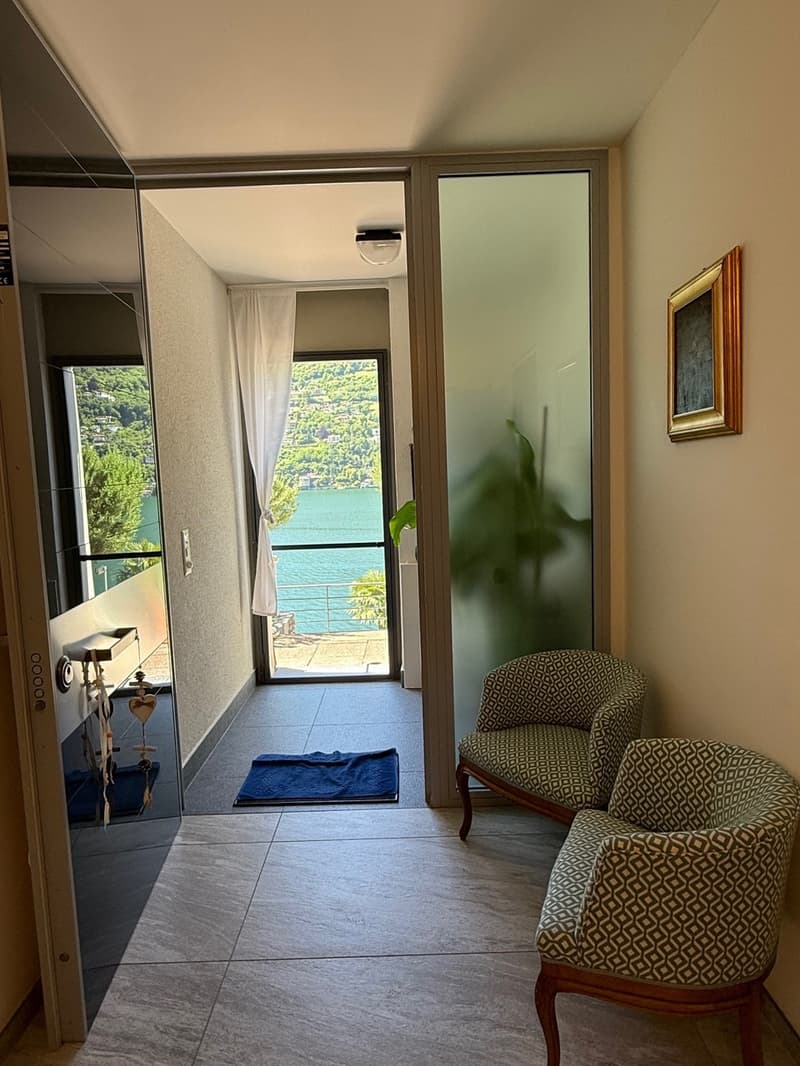 VILLA MODERNA CON BELLISSIMA VISTA LAGO DI 180 (4)
