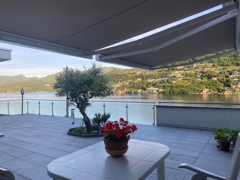 VILLA MODERNA CON BELLISSIMA VISTA LAGO DI 180 (5)