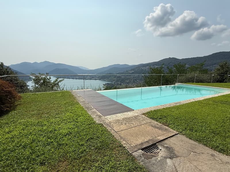 Exklusive Villa mit atemberaubender Aussicht auf den Luganersee (2)