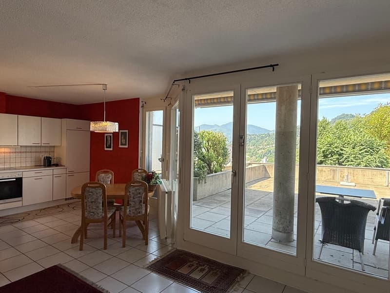 2.5 locali con AMPIA TERRAZZA - 2.5 Zimmer Wohnung mit GROSSER TERRASSE !! (3)