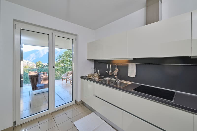 IN CONDOMINIO DI PRESTIGIO A DUE PASSI DAL CENTRO (5)