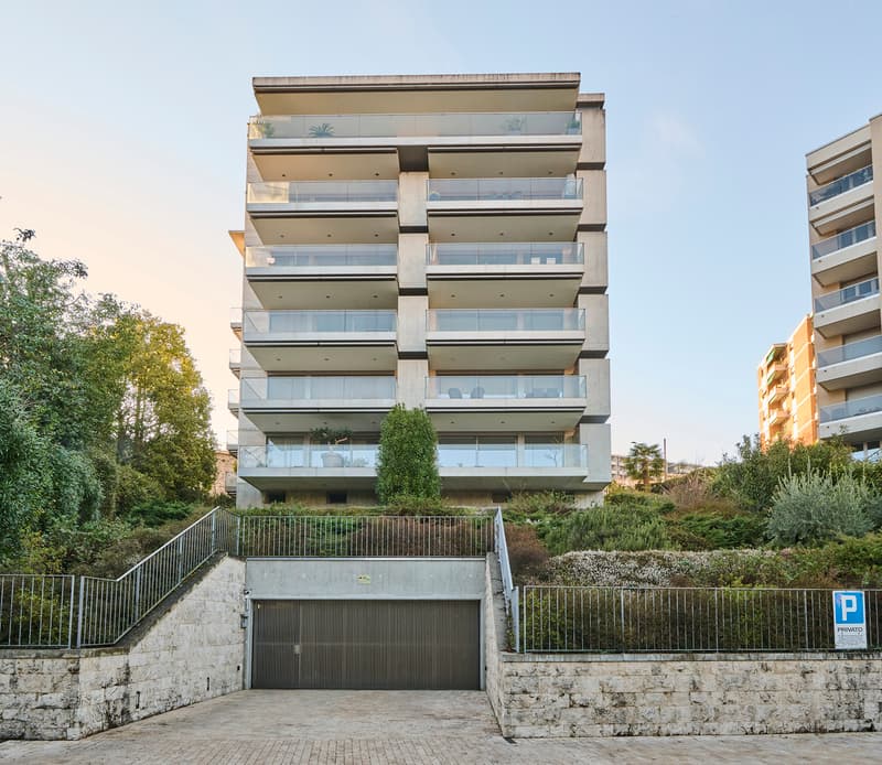 IN CONDOMINIO DI PRESTIGIO A DUE PASSI DAL CENTRO (2)