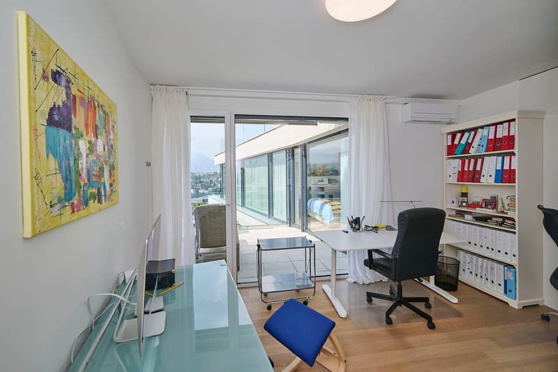 Schönes 4,5-Zimmer-Wohnung mit Seeblick in einer prestigeträchtigen Residenz (10)