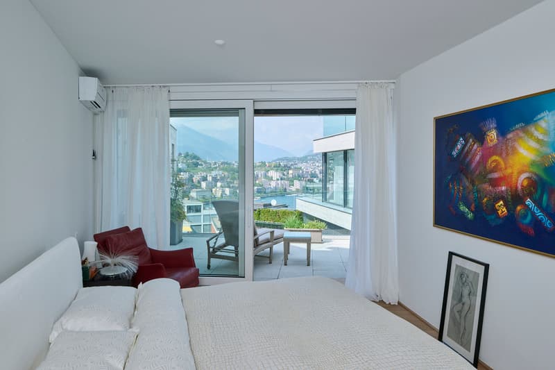 Schönes 4,5-Zimmer-Wohnung mit Seeblick in einer prestigeträchtigen Residenz (6)