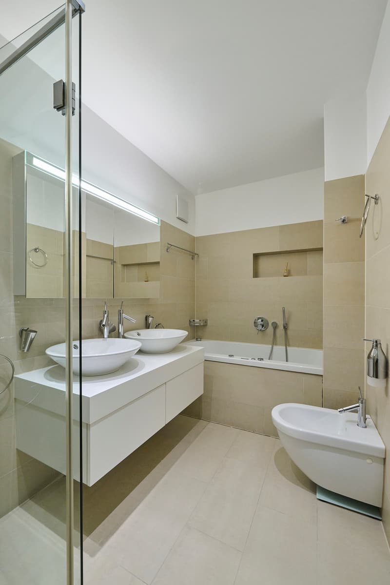 Schönes 4,5-Zimmer-Wohnung mit Seeblick in einer prestigeträchtigen Residenz (11)