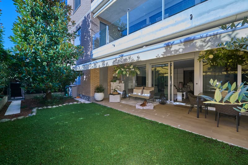 RESIDENZA NAUTILUS: Prestigioso 5,5 locali con giardino (3)