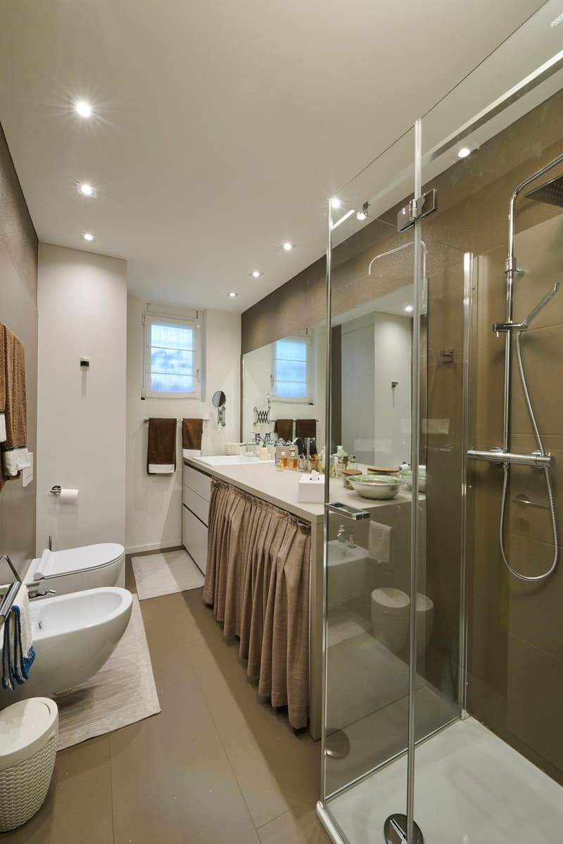 RESIDENZA NAUTILUS: Prestigioso 5,5 locali con giardino (13)