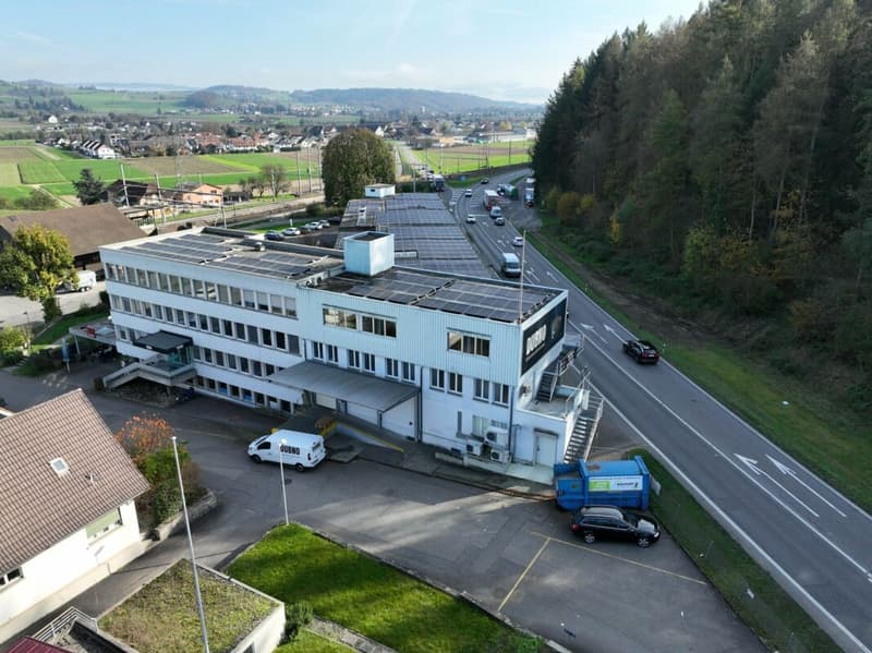 Modern and versatile office spaces in Hendschiken! (7)