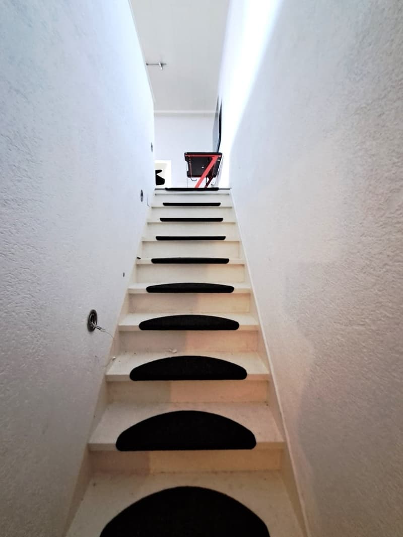Selten grosszügige 6½ Zimmer Eigentumswohnung (9)