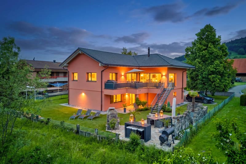 Traumhaftes 6.5-Zimmer-Einfamilienhaus mit Einliegerwohnung an privilegierter Flusslage (1)