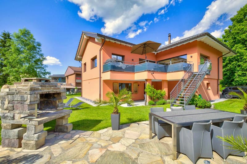Traumhaftes 6.5-Zimmer-Einfamilienhaus mit Einliegerwohnung an privilegierter Flusslage (9)