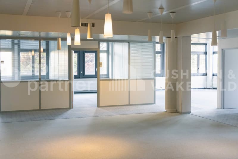 Bright administrative and craft premises in the heart of ZIMEYSA - Veyrot 11 (8)