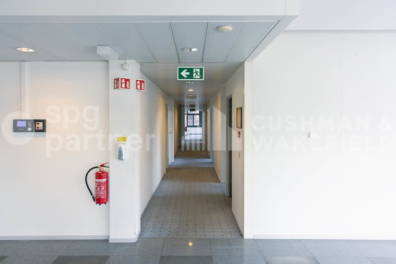 Bright administrative and craft premises in the heart of ZIMEYSA - Veyrot 11 (4)
