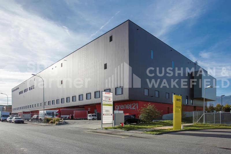 Grenet 21 - Magazzini logistici, laboratori artigianali e uffici moderni con terrazza (4)