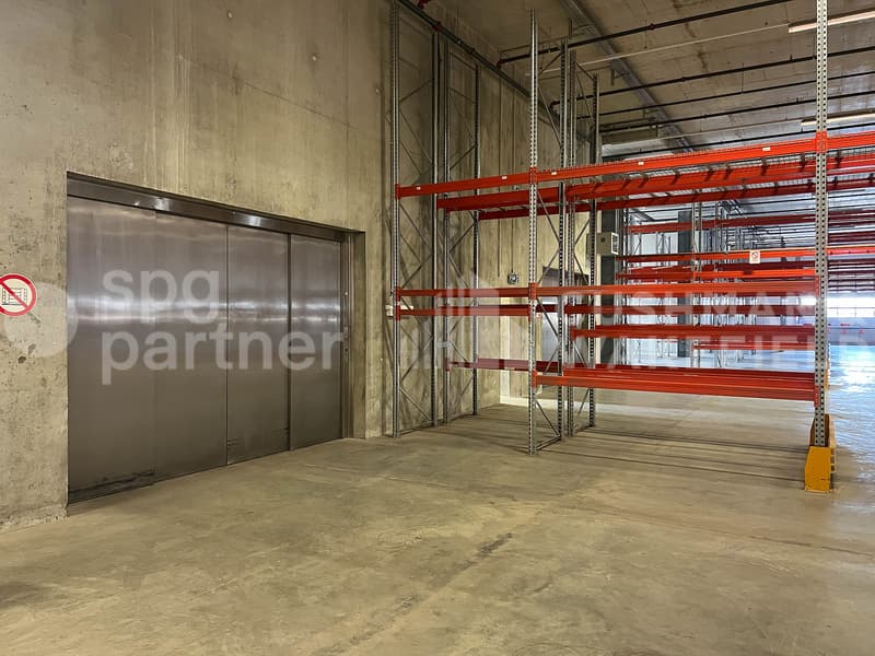 Grenet 21 - Magazzini logistici, laboratori artigianali e uffici moderni con terrazza (6)