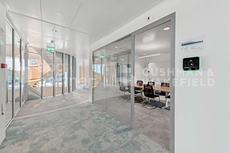 Nant-d'Avril 152 - High-Tech Workshops and Modern Offices in Meyrin (5)