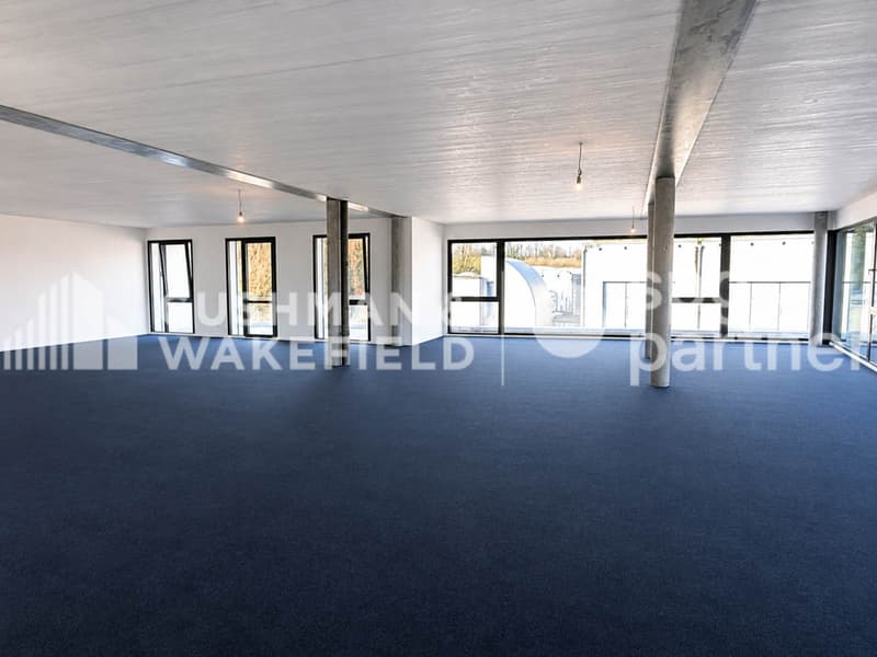 Bureaux, terrasses et rooftop en face du quartier Côté Gare - Mochettaz 7 (7)