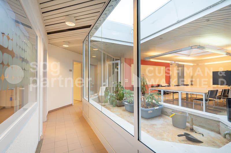 ST-CERGUE 303 Modern Administrative Surfaces Plug & Play (10)