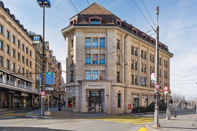 GRAND OAK Turnkey offices in the historic center of Lausanne (13)