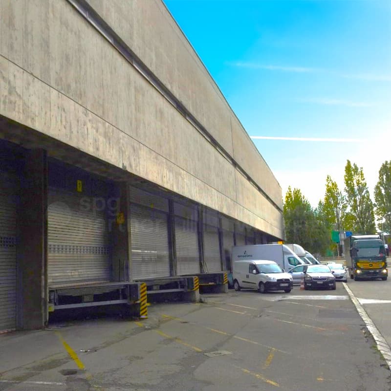Giovani 23 - Magazzino logistico al pianterreno di 2'500 m², La Praille (11)