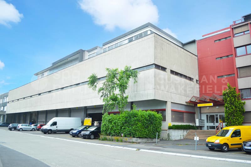 Giovani 23 - Magazzino logistico al pianterreno di 2'500 m², La Praille (10)