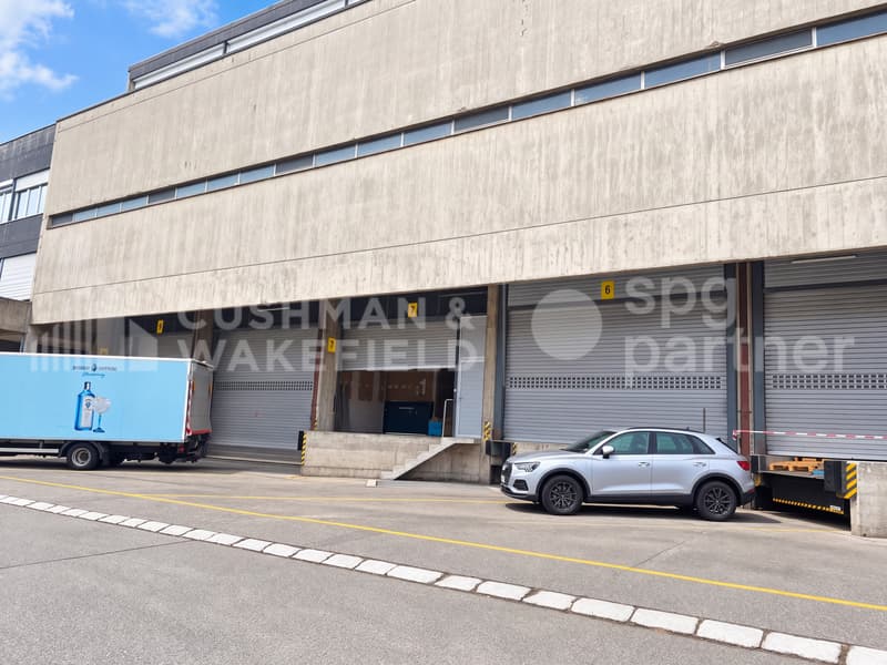 Jeunes 23 - Dépôt logistique au rez-de-chaussée de 1?000 m², La Praille (2)
