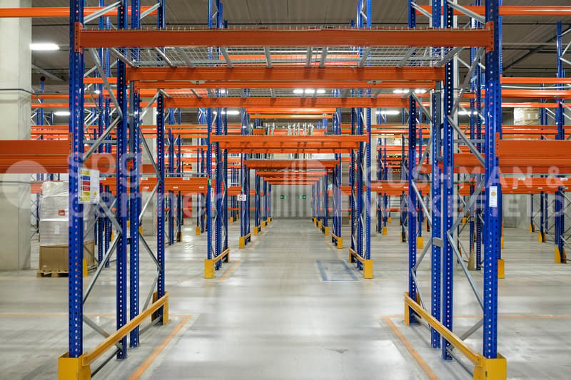Surface logistique de 3000 m² Meyrin (ZIMEYSA) - EK9 (3)