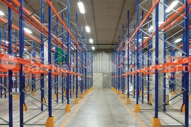 Surface logistique de 700 m² Meyrin (ZIMEYSA) - EK9 (2)